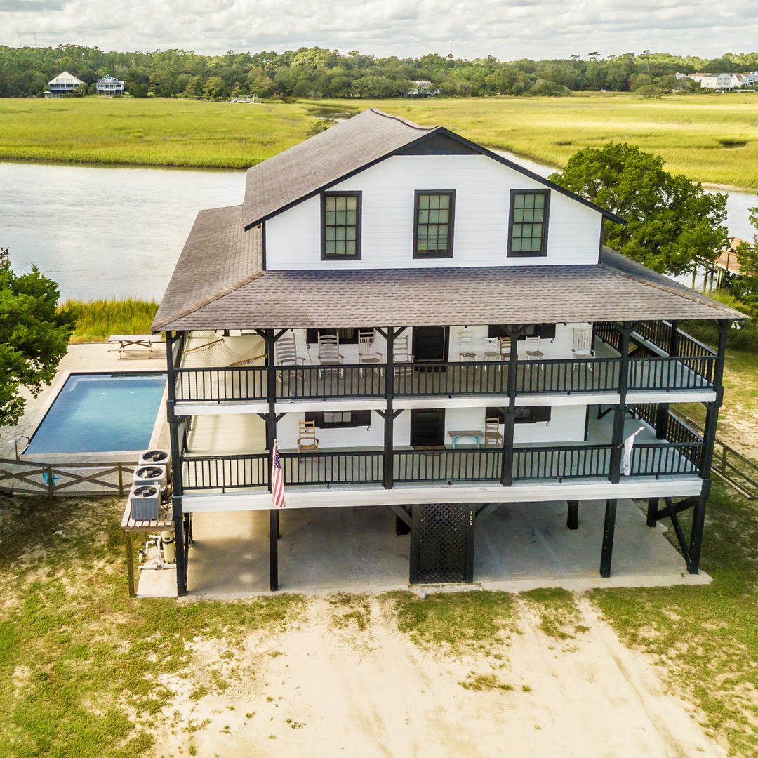 Image for $2750 OFF - July 3rd at Mullet Hall *PRIVATE POOL*